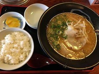 姫路 餃子屋七星 2 馬ににんじん ひとに夢